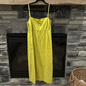 Midi linen electric green midi dress. Worn once!